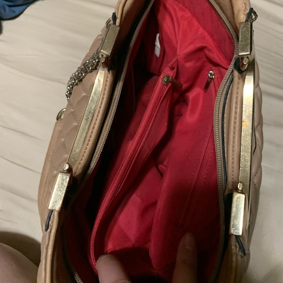 Tan Purse w/Gold Chain - Picture 3 of 3